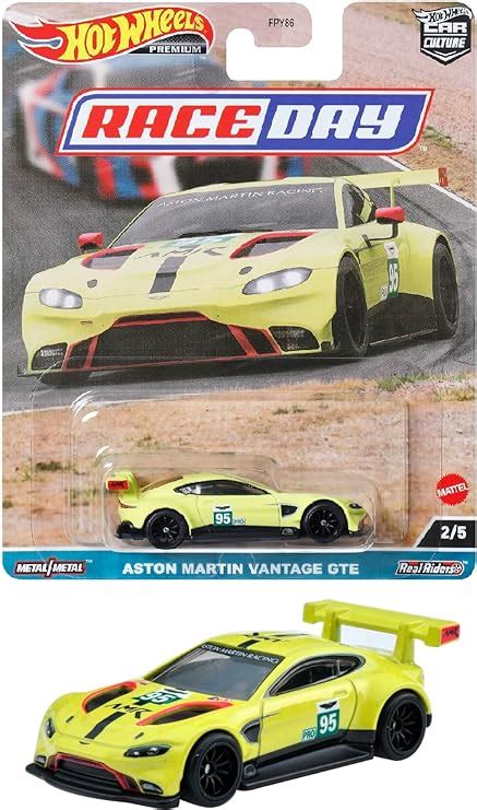 Amazon co jp ホットウィール Hot Wheels カーカルチャー レースデー アストンマーティン ヴァンテージ GTE 3才 HKC60 おもちゃ
