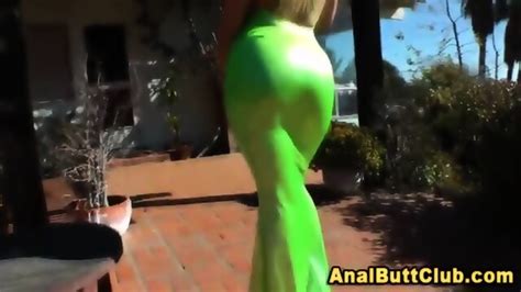 Gorgeous Ass Babes Tease