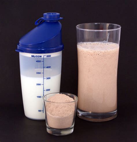 Whey Protein Shakes Can Help Seniors Build Muscles