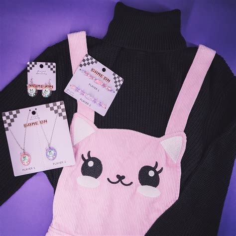 Hot Topic On Twitter New Styles Have Entered The Chat Https Hottopic Me Qixu T