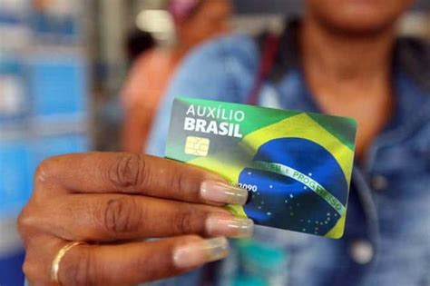 Quem tem direito ao Auxílio Brasil 2023