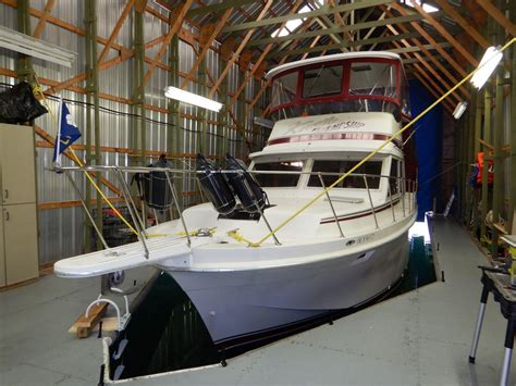 1983 Uniflite 36 Double Cabin Flybridge For Sale Yachtworld