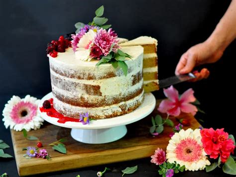 Naked Cake