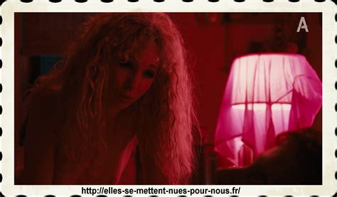 Naked Juno Temple In Vinyl