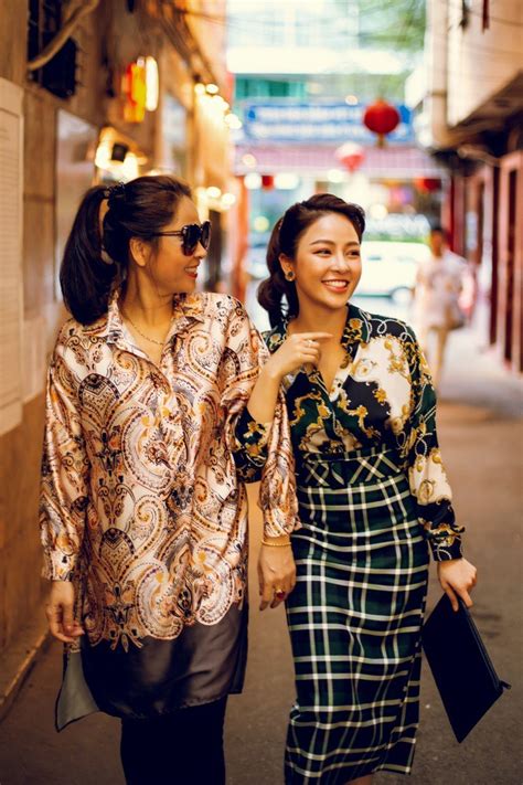 Hot girl World Cup Trâm Anh tiết lộ gia thế cùng mẹ đẻ trẻ trung sành điệu Báo Dân trí