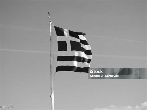 Photo Libre De Droit De Drapeau Grec Vu De Lacropole Dathènes Grèce
