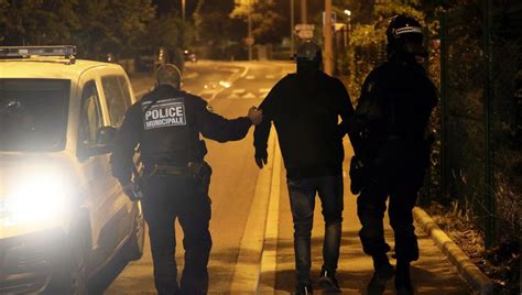 Fusillade à Cannes la victime n est que légèrement blessée France Bleu