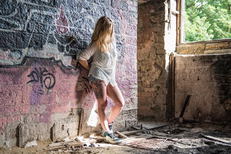 Urban Portrait Shoot In An Abandoned Mill Kiseki Studio