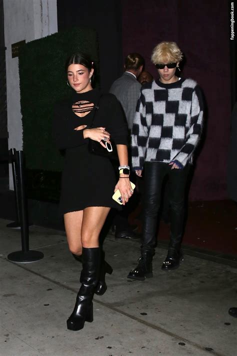 Charli D Amelio Charli D Amelio Charlidamelio Nude Onlyfans Leaks