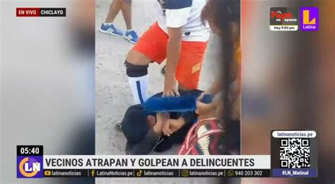 Vecinos Golpean A Delincuente Y Le Prenden Fuego A Su Moto Latina