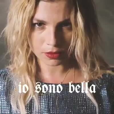 Io Sono Bella Emma Torna Con Un Nuovo Singolo Scritto Da Vasco Rossi