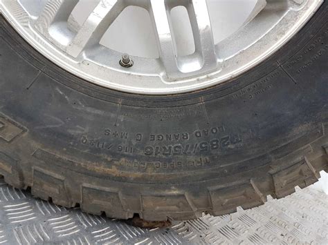 резина одна Bridgestone Dueler A/T RH-S T285/75 R16 116/113 Q M+S