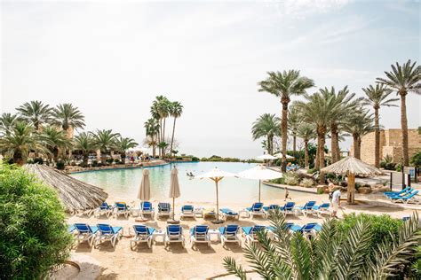 Mövenpick Resort And Spa Dead Sea Viva La Vita