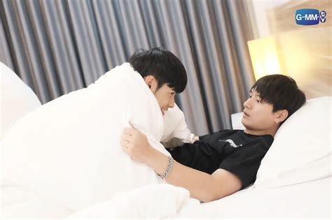 Pin by WHITE MOON on SINGTO st Cute gay couples Sotus the séries Cute gay