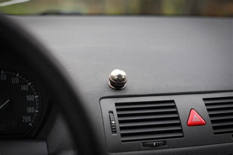 Крепление телефона — Skoda Fabia Combi Mk1, 1,4 л, 2003 года ...