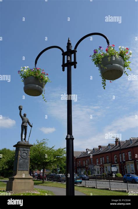 Bury In Bloom Hi Res Stock Photography And Images Alamy