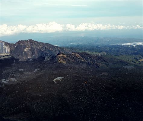 Jalur Puncak Leter E