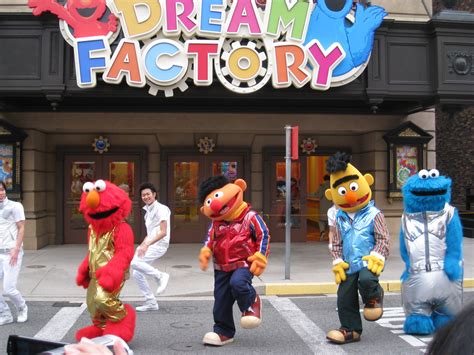 usj  usj
