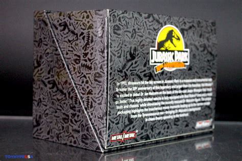 Mattel SDCC 2023 Exclusive Hot Wheels Jurassic Park Jeep Wrangler Dr Ian Malcolm Review