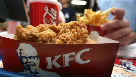 This Is What Makes KFC S Fried Chicken So Crispy