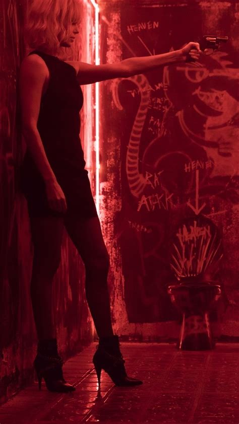 X Charlize Theron Sofia Boutella In Atomic Blonde Iphone S Plus Pixel Xl One Plus