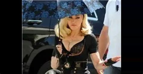 Мадонна призвала артистов всего мира поддержать Pussy Riot