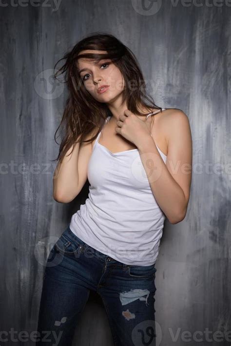 Portrait Of Inviting Brunette 18942144 Stock Photo At Vecteezy