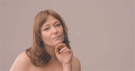Middle Aged Naked Caucasian Brown Haired Woman Smiling Beauty Concept Stock Video Video Of