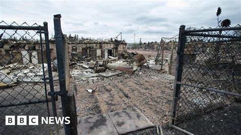 Fort Mcmurray First Pictures From Inside Burned Out City Bbc News