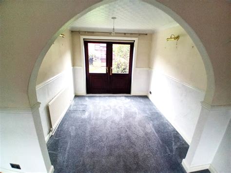 FOR SALE: Reduced for early sale 16 WHITEHALL GARDENS, RETFORD, NOTTS