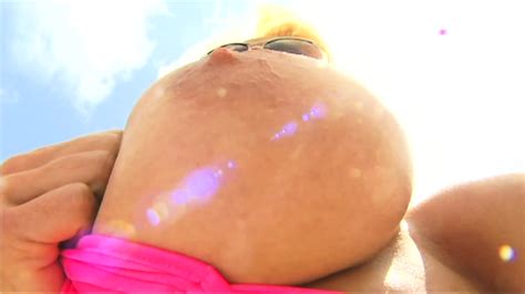 Horny Milf Ass Invaded By Giant Bbc Alexis Golden