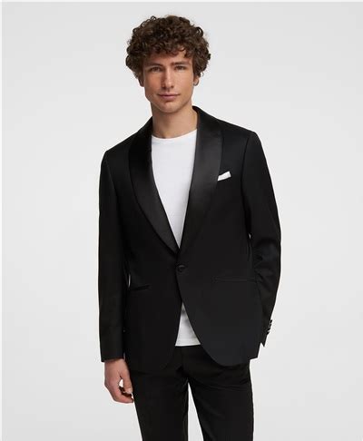 Купить классический костюм в интернет-магазине HENDERSON