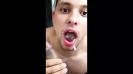 Shemale Loves To Fuck Portuguese Ladyboy Ladyboy Porn Xhamster