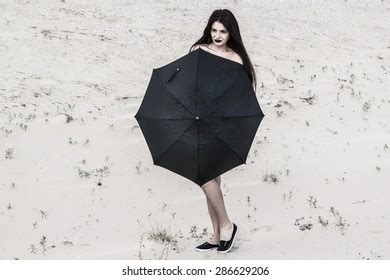Lady Umbrella Naked Images Stock Photos D Objects Vectors Shutterstock