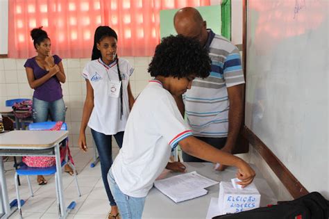 CEACO Estudantes do CEACO são eleitos a líder e vice líder de classe