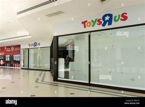 Toys R Us Orlando Florida Mall Doloris Fournier
