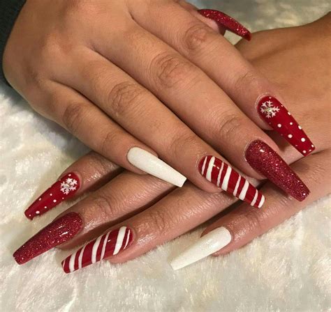 Christmas Nail Designs To Inspire Your Holiday Manicure — Christmas