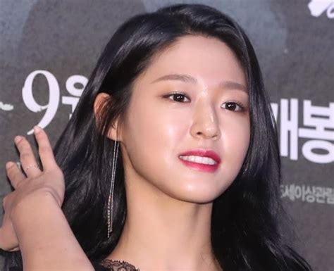 Fake Nude Photos Of Seolhyun Spreading FNC Will Sue Everyone Involved Today Koreaboo
