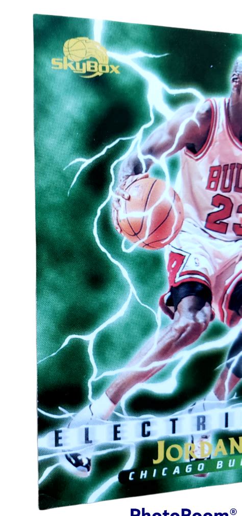 1995 96 Skybox Michael Jordan Electrified Basketball Card 278 Chicago