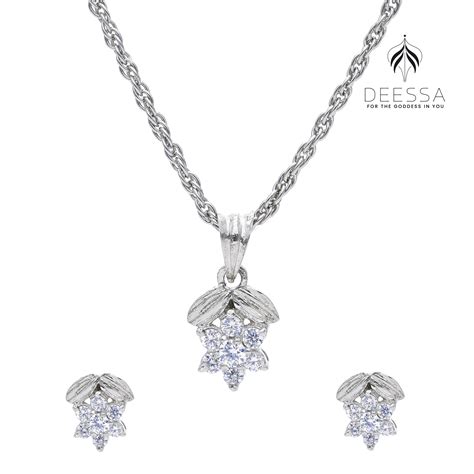 Shiny Shiny Star Shape Silver jewellery Sets – DEESSA JEWELLERS