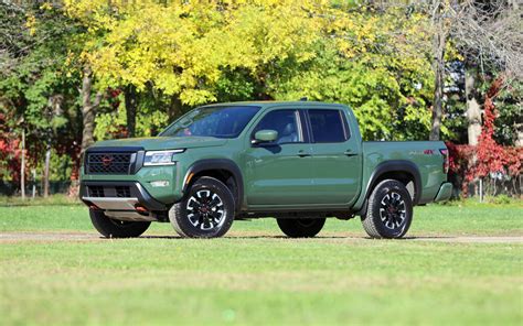 2022 Nissan Frontier Sv Sport Crew Cab 4wd 6 0 Price And Specifications The Car Guide