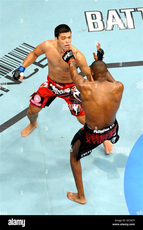 Jon Jones Vs Lyoto Machida UFC 140 Welterweight Bout At The Air Canada