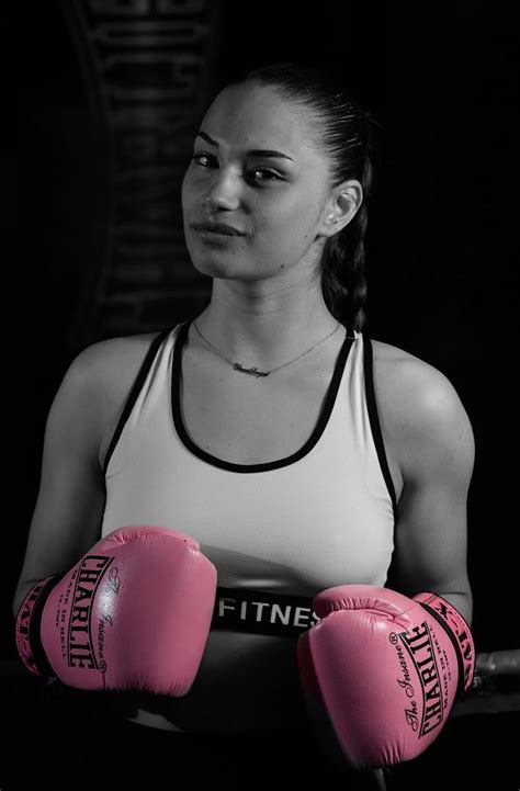 Spanish Boxer Babe Tania Alvarez Femi Sports