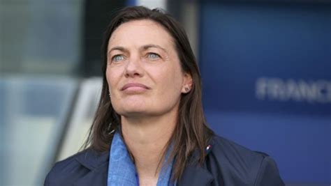 Football Corinne Diacre éjectée de son poste de sélectionneuse de l