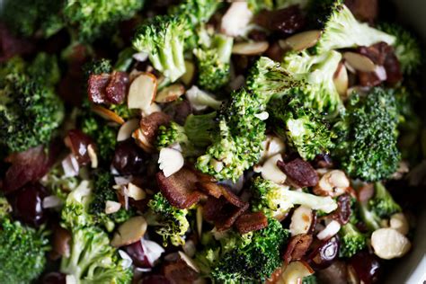 Broccoli Salad with Grapes, Bacon & Almonds - Cooking with Cocktail Rings