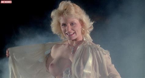 Demon Wind nude pics página