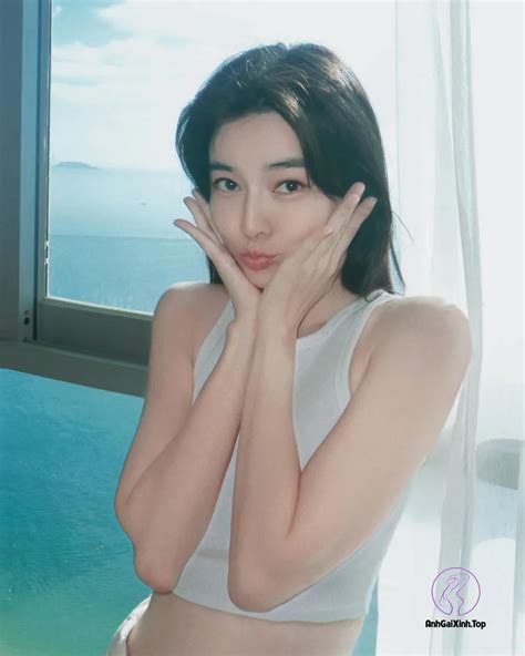 Ảnh Cao Thái Hà Bikini Khoe Đường Cong Sexy Cực Cuốn Ảnh Gái Xinh