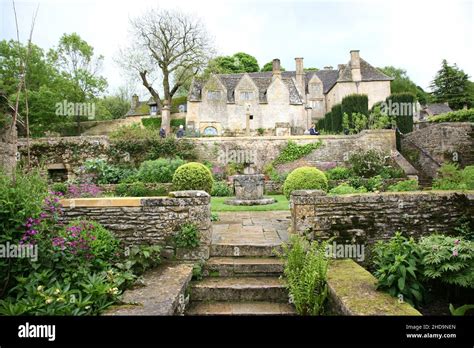 Snowshill Manor House and Garden Stock Photo - Alamy