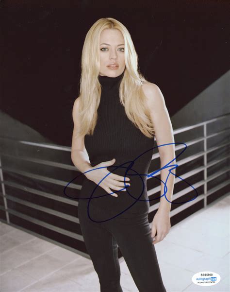 Jeri Ryan Picard Signed Autograph 8x10 Photo ACOA | Outlaw Hobbies ...