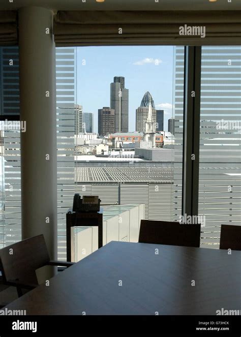 New London Stock Exchange building Stock Photo - Alamy